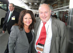 Vicky with Mr. Derek McMinn (Inventor of the BHR device) at AAOS 2008
